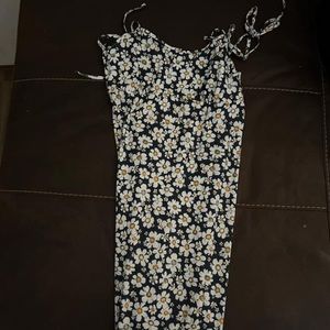 Maternity Blue daisy dress from SHEIN